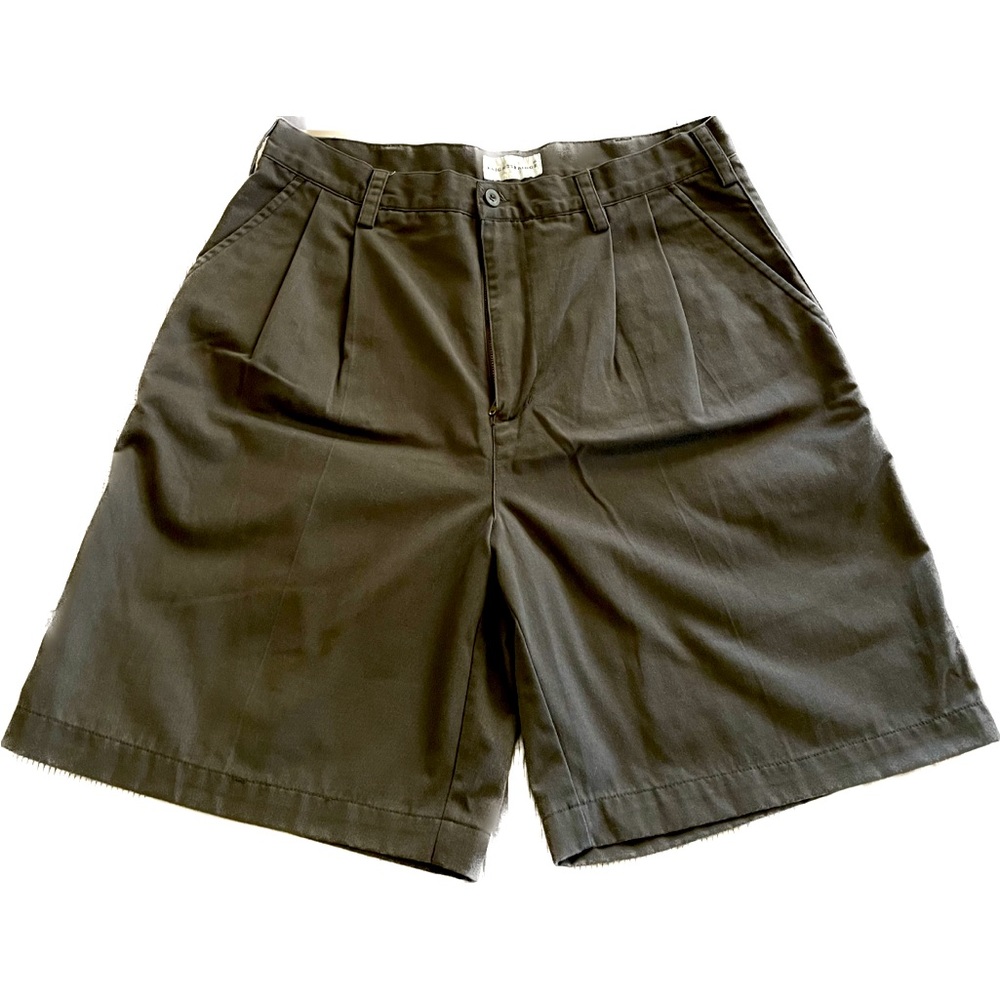 😎 NWOT Men’s Knightsbridge Size 34 dark green 9” pleated khaki shorts